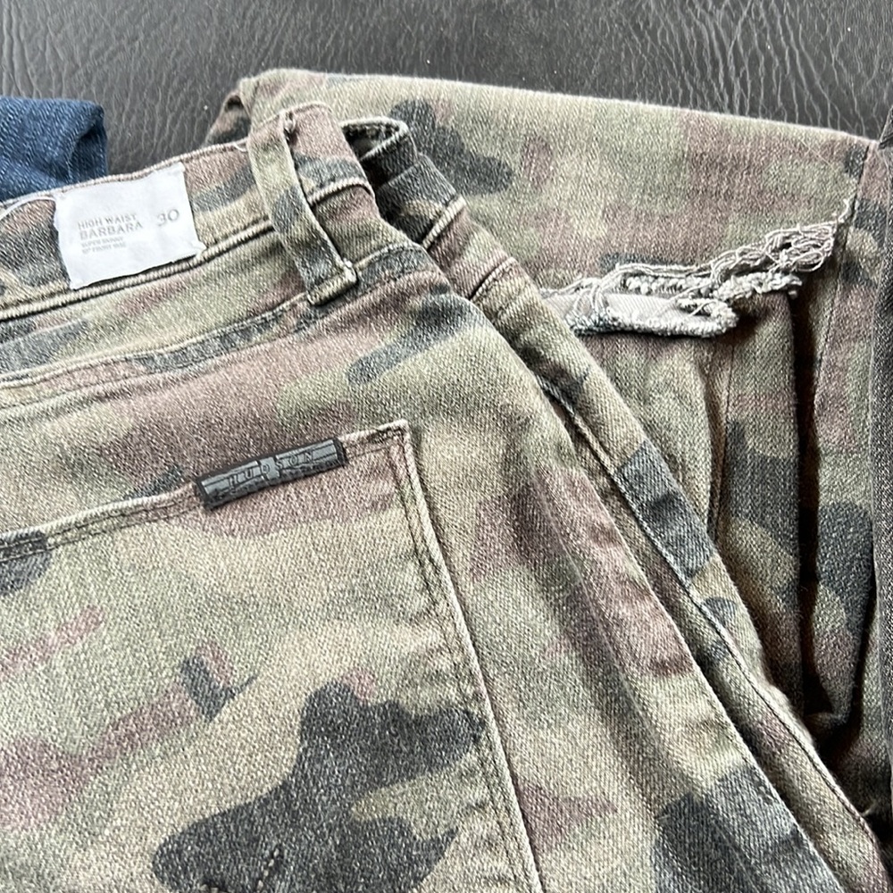 Set of 3 pair jeans. - Picture 6 of 7